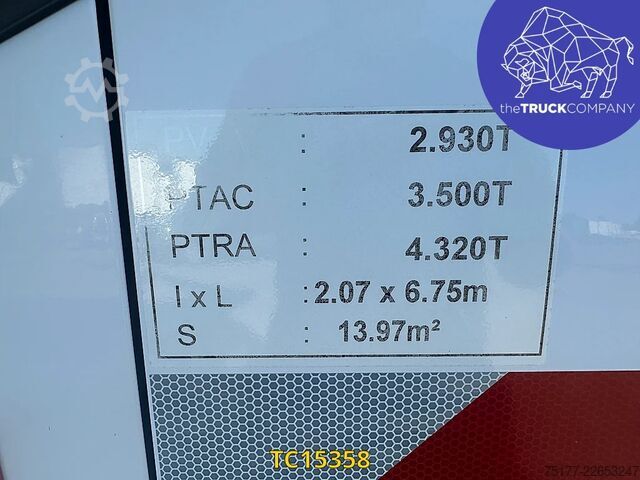 Lifting platform Renault Master 145.35 klubb