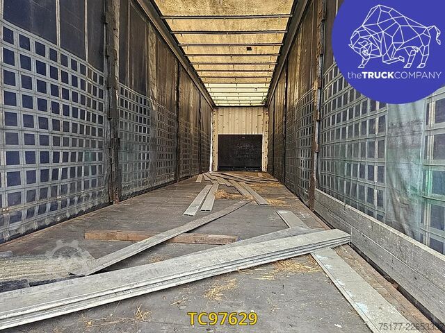 Sliding tarpaulins Krone 