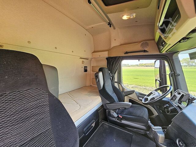 Standard-SZM MERCEDES-BENZ ACTROS 1840 SKIRTS NL-TRUCK