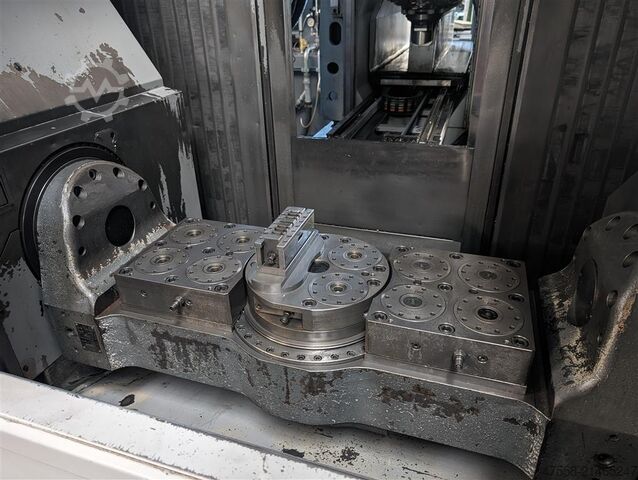 Bearbeitungszentrum - Universal - 5 Achsen / 5 Axis CHIRON - WERKE GMBH & Mill 800 FA