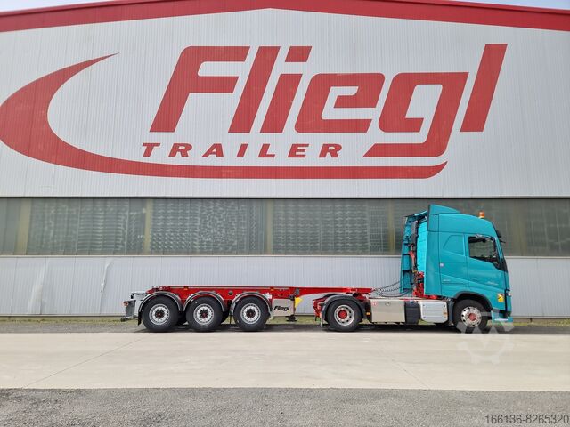 Semi-trailer containerchassis Fliegl SDS 380 für 20 Fuß light mit 725 mm Überhang