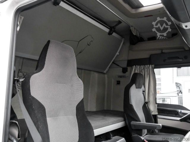 Standard tractor unit MAN TGX 18.460 4x2 + SKIRTS + FRIDGE + RETARDER ZV