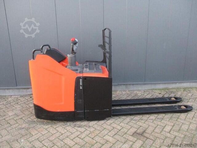 Niederhubwagen TOYOTA LPE200