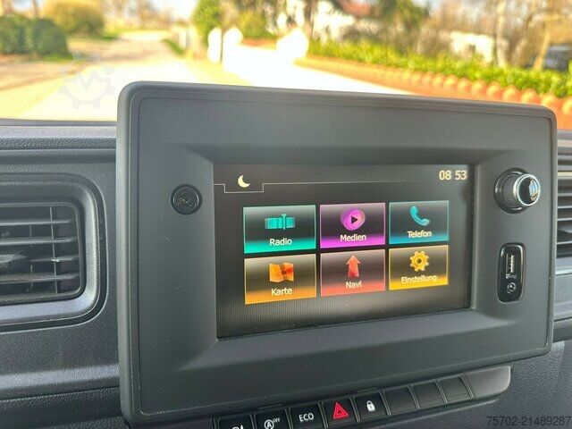 Van Renault Master Haras 1-2 Pferde