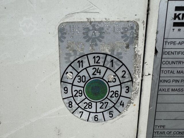 Semi-trailer with walking floor KNAPEN K100