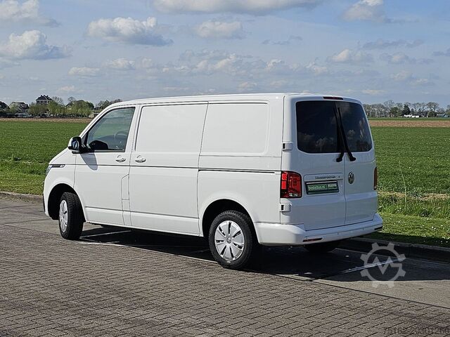 High-roof van VOLKSWAGEN TRANSPORTER 2.0 TDI L1H1 2xZijdeur LED !