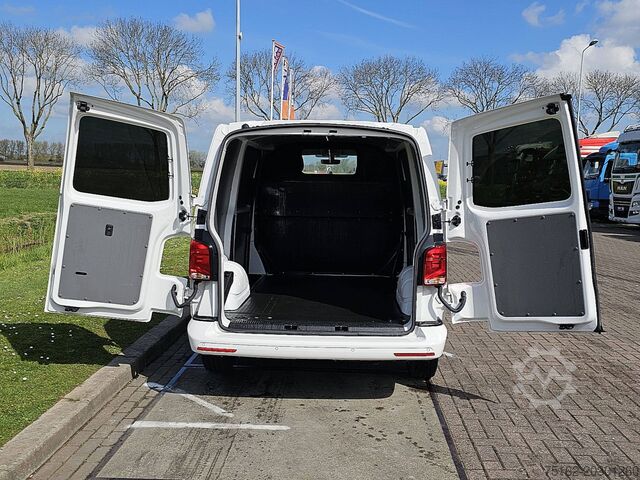 High-roof van VOLKSWAGEN TRANSPORTER 2.0 TDI L1H1 2xZijdeur LED !