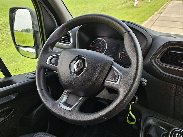 High-roof van RENAULT MASTER 2.3 DCI 150 DC L3H2