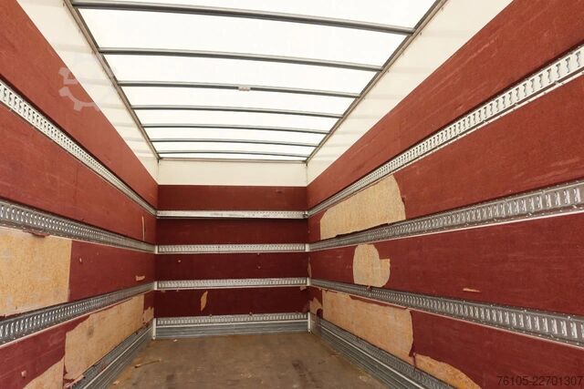 Koffer MAN TGL 12.250 Bakwagen + Laadklep DHollandia 2000 kg