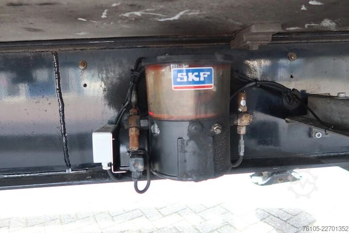 Standard-SZM MAN TGM 15.290 Trekker + Heiwo city trailer geïsole...