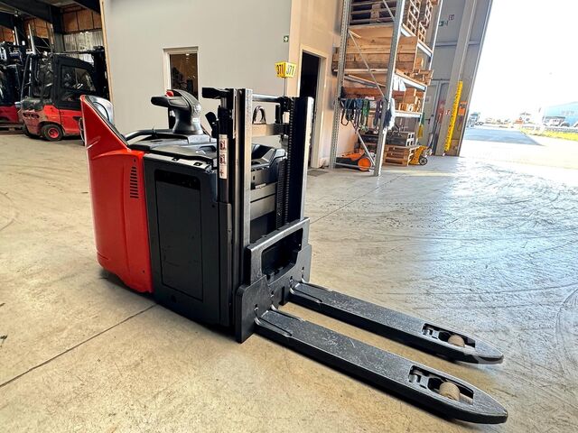 Gabelstapler Linde D 12 HPSP [ID: 371]