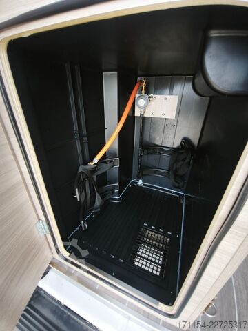 Kastenwagen Wohnmobil / Campervan FORSTER VAN 599 HB LIVIN UP PRO, Markise,Automatik