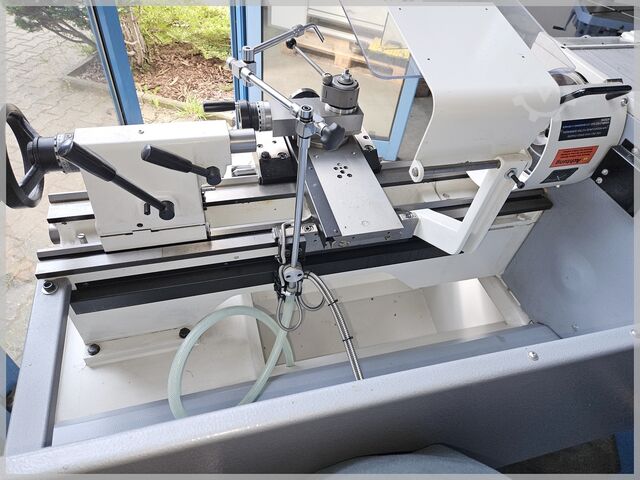 Center lathe Colchester Student 2500