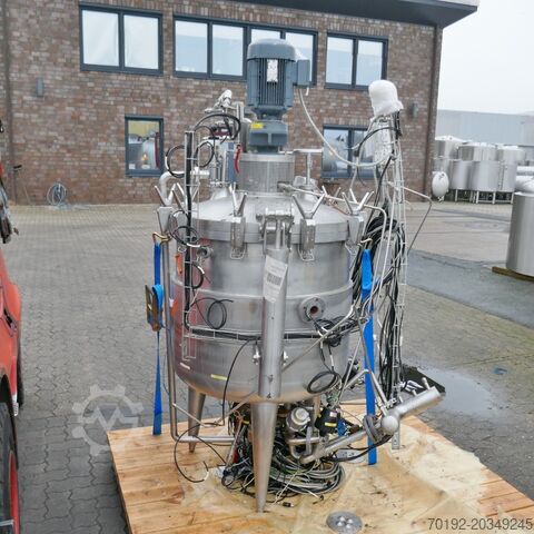 300 liter heatable/coolable pressure vessel made of V4A with disc agitator 9771