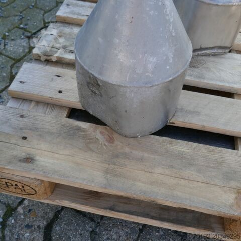 19600 Liter heiz-/kühlbarer Druckbehälter aus V2A mit Balkenrührwerk Thrun Maschinen- und Behälterbau 9626