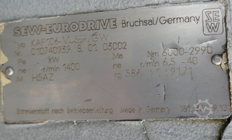 2911 liter heatable/coolable Becomix process vessel made of V4A with anchor agitator. Becomix 9588