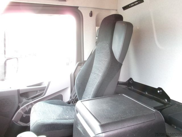 Kühlkoffer-LKW MERCEDES-BENZ 2540 Antos Kühlkoffer LBW Frigoblock