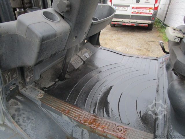 Dieselstapler Linde H30D-02 Triplex-Freihub 4,7m Hubhöhe + Seitenschie