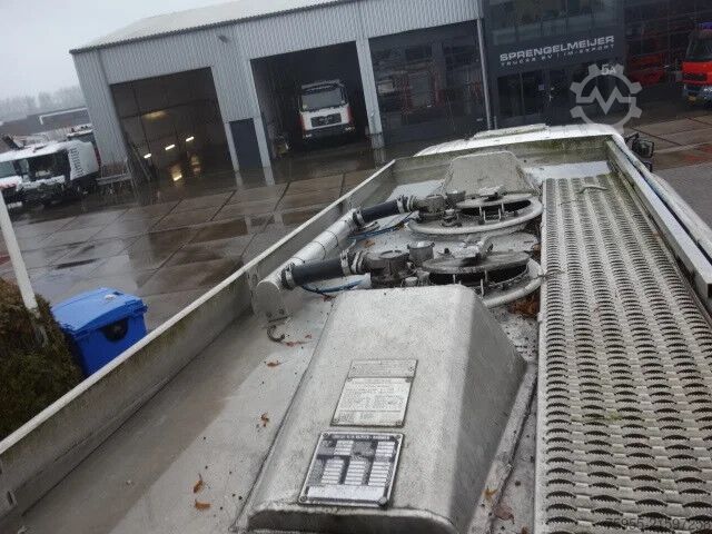 Tankwagen Mercedes-Benz SK 1722 FUELTANKTRUCK 13750 L STEELSPRINGS