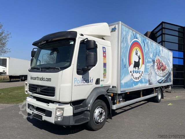 Koffer Volvo FL240 Closed Box / Loading Lift / 157.000 KM