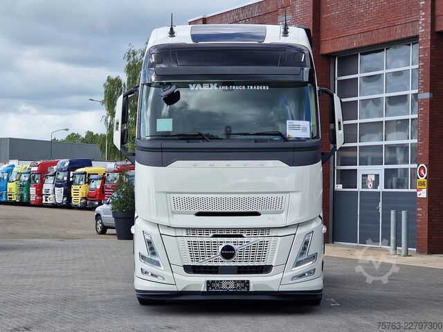 Standard-SZM Volvo FH 13.500 Globetrotter XL Aero 4x2 - New - Full...