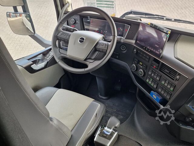 Standard-SZM Volvo FH 13.500 Globetrotter XL Aero 4x2 - New - Full...