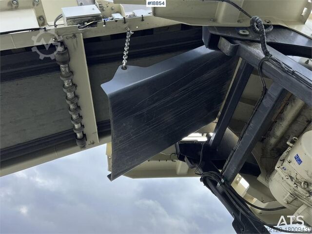 Crusher Metso LokoTrack LT 220GP Crusher