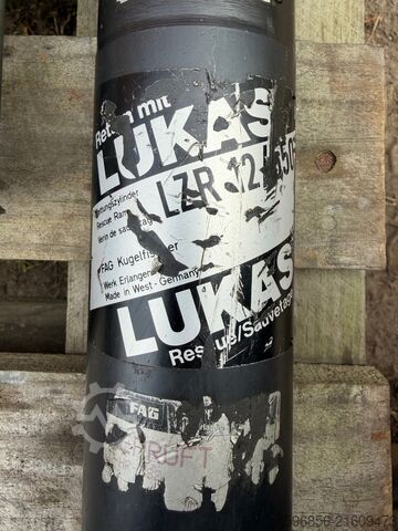 Hydraulikzylinder Spreizer LUKAS LZR 12/550 Rettungszylinder Siłownik hydrauliczny rozpieracz LUKAS LZR 12/550 cylinder ratowniczy Siłownik hydrauliczny rozpieracz LUKAS LZR 12/550 cylinder ratowniczy