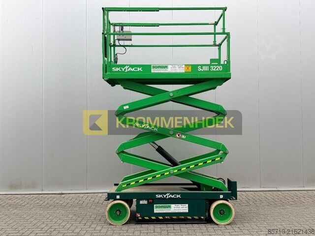 Scherenhebebühne Sky Jack SJ III 3220