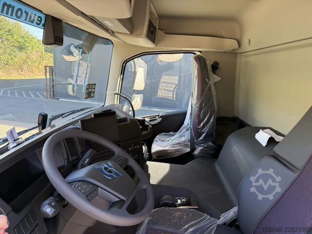 Kipper Volvo FMX 500 FMX13 500 8X4 13L Eckige Mulde Kipper