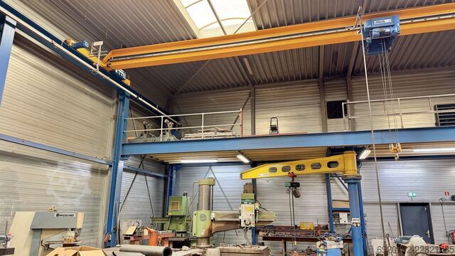 Inkl. Stahlkonstruktion + 2x Auflageboden Abus 2x Overhead crane 16.240 mm / 5 ton