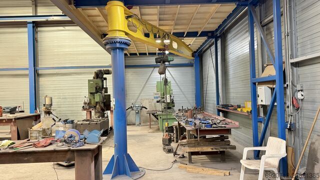 Inkl. Stahlkonstruktion + 2x Auflageboden Abus 2x Overhead crane 16.240 mm / 5 ton