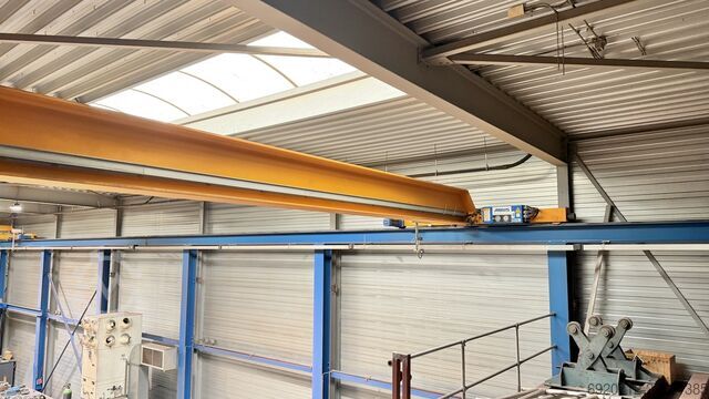 Inkl. Stahlkonstruktion + 2x Auflageboden Abus 2x Overhead crane 16.240 mm / 5 ton