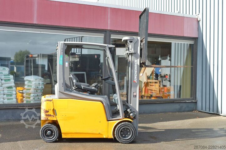 Gabelstapler Jungheinrich EFG 320