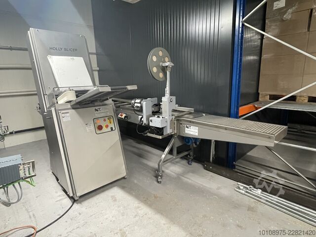 Brot-Schneidemaschine mit Verpackungsmaschine Hoba en AVT b.v. 