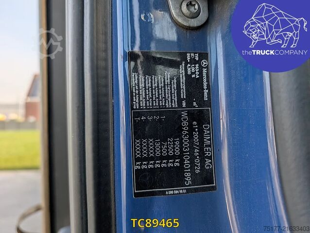 Sliding tarpaulin Mercedes-Benz Antos 1827