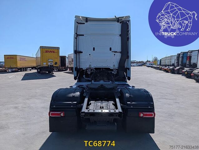 Standard-SZM Mercedes-Benz Actros L Pro Cabin 1845