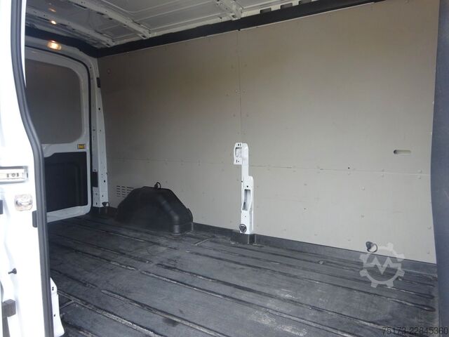 Kastenwagen hoch FORD Transit Kasten 350 L3H2 Trend 130PS Klima Tempom