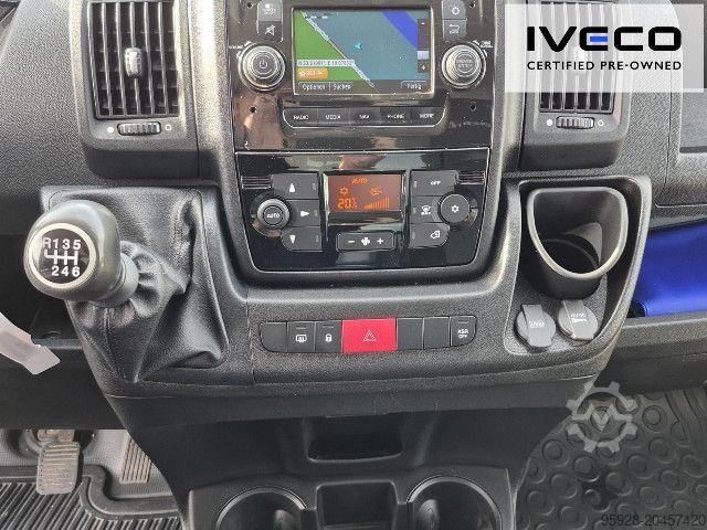 Transporter mit Koffer Fiat Ducato 150 2.3 Koffer / Portaltüren