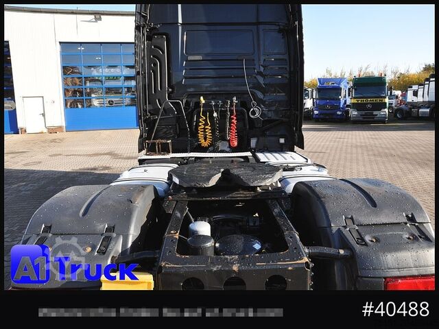 Standard SZM MAN TGX 18,420, BLS, XXL, 2 Tanks,