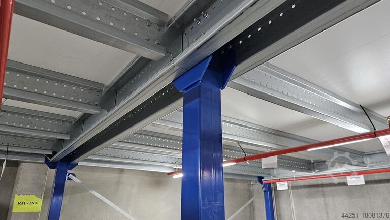 Lagerbühne 684m² Bito Systembaubühne