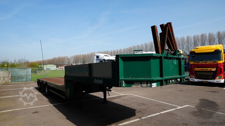 Semi-Tieflader Nooteboom 3 axle semi low loader extendable
