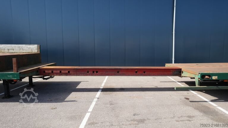 Semi-Tieflader Nooteboom 3 axle semi low loader extendable