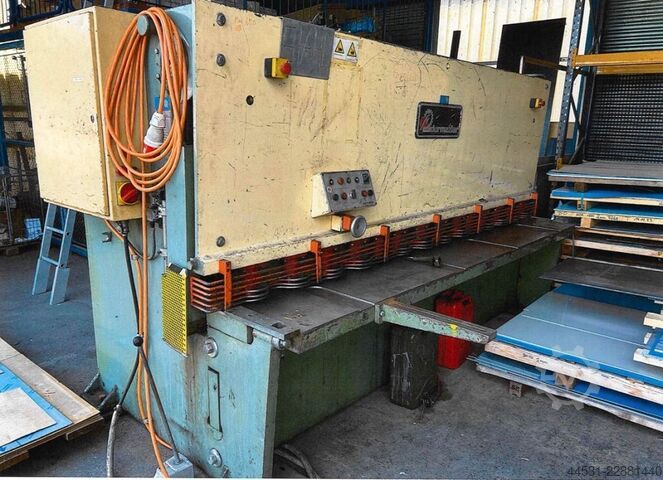 Hydraulic guillotine shear DURMA AGH 3 M 20