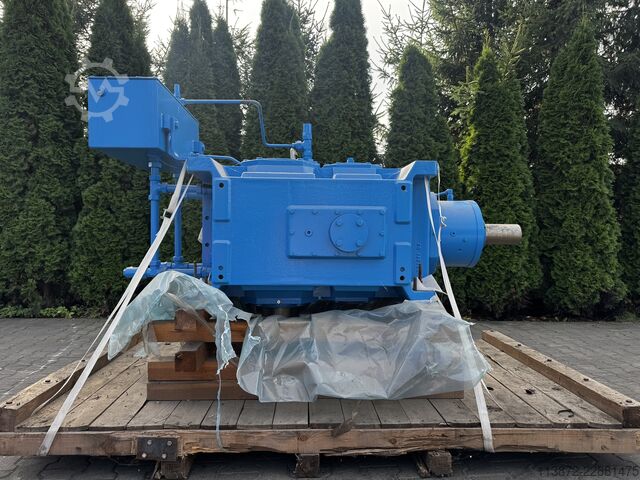 Industrial gearbox Flender B2 SV 13 B