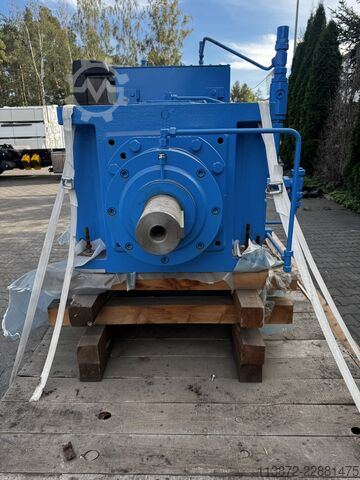 Industrial gearbox Flender B2 SV 13 B