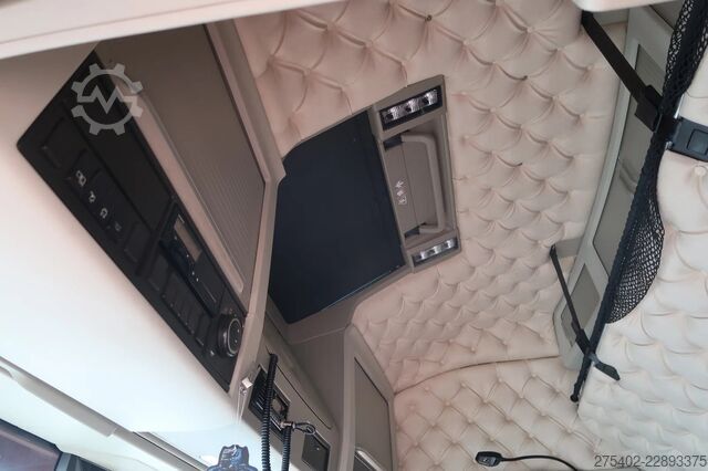 Standard-SZM Volvo FH 500 6X2/2/ FULL AIR/ DUAL CLUTCH/ WB 410/ SP...