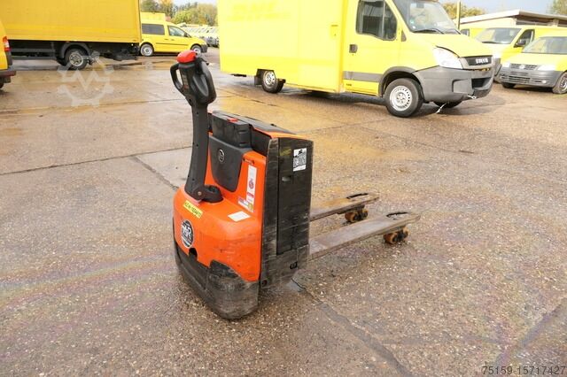 Niederhubwagen bt LWE 160 Batterie 2021