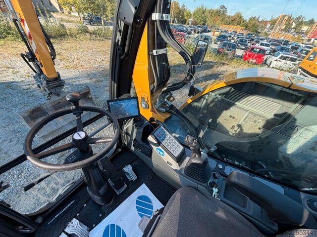 Mobilbagger LIEBHERR A912 Compact