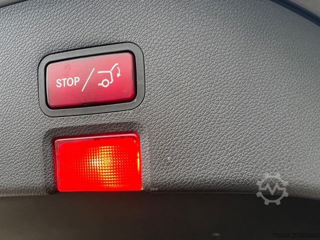 Minibus MERCEDES-BENZ CLA 200 CLA -Klasse Shooting Brake